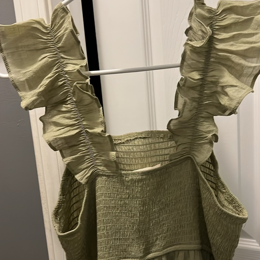 Dress - Picture 4 of 10